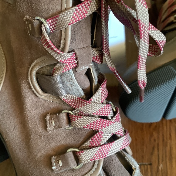 New Naturalizer Myla Platform Heel Lace up Boot - Picture 9 of 13